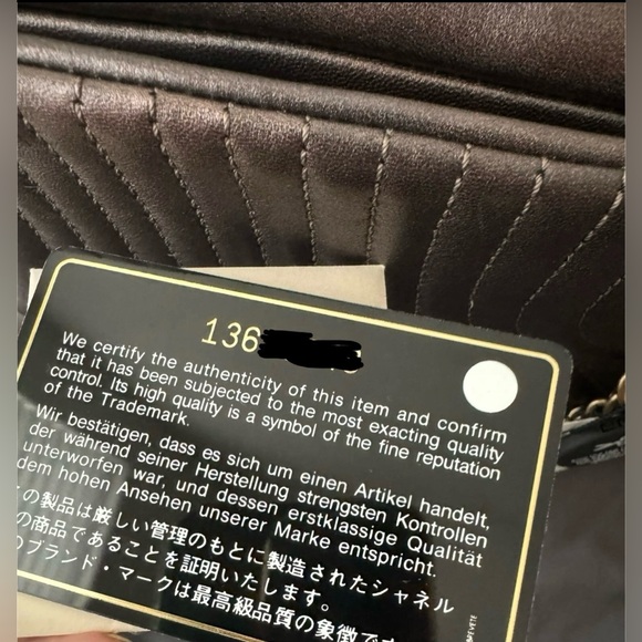 💯Authentic CHANEL Metallic Quilted Shoulder Bag - Picture 5 of 13